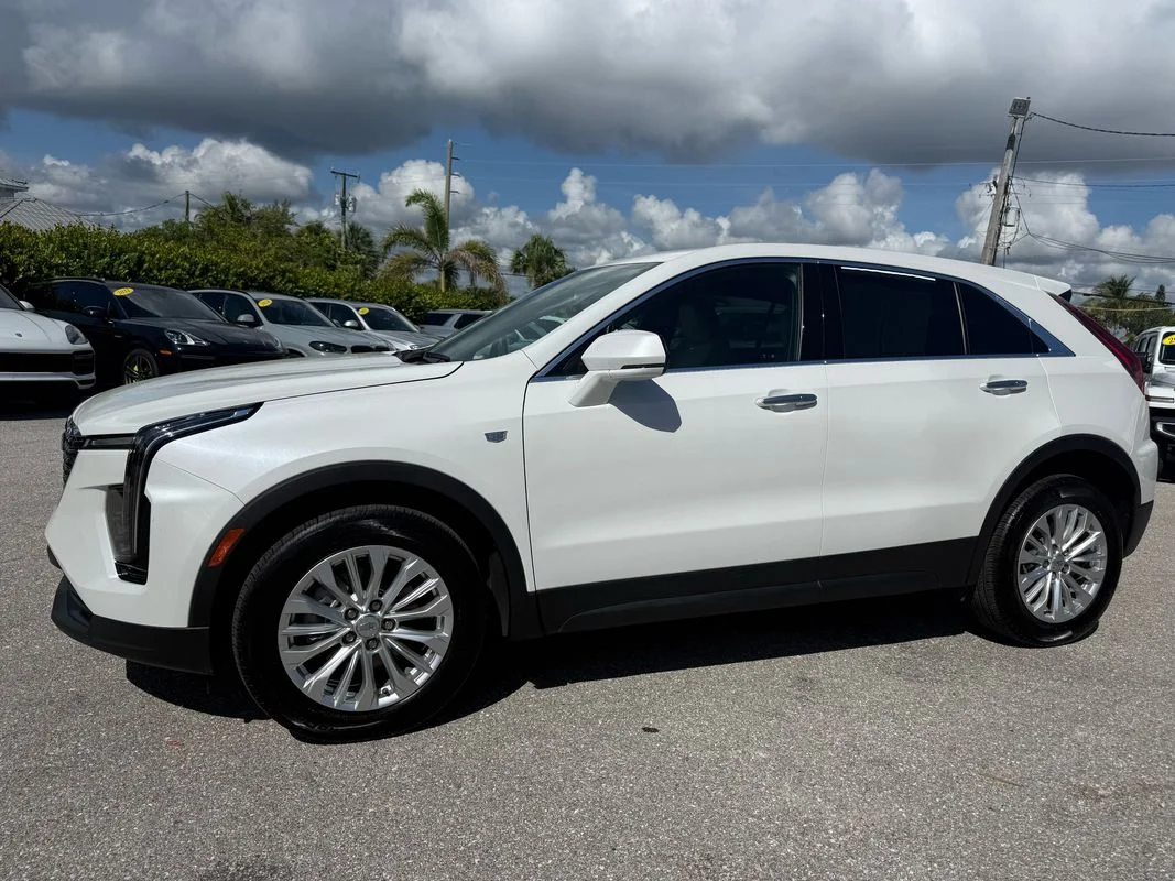 2024 Cadillac XT4 Luxury