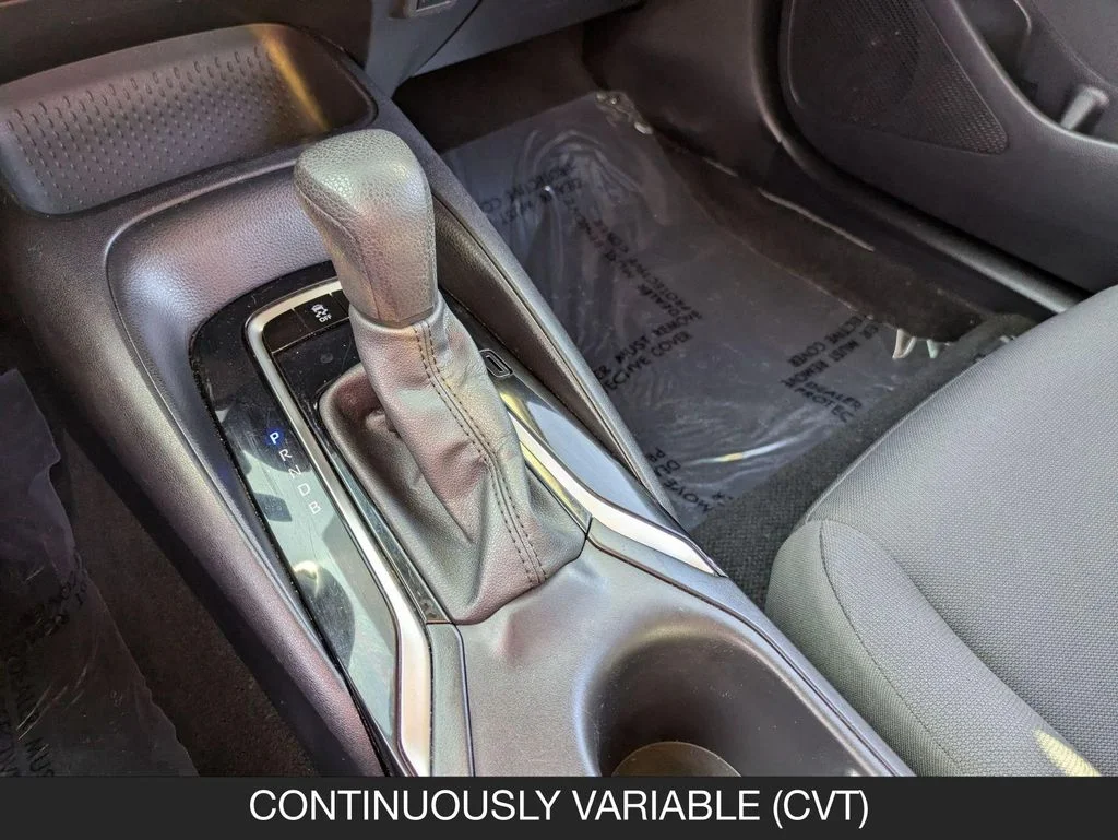 Used 2024  Toyota LE image 19