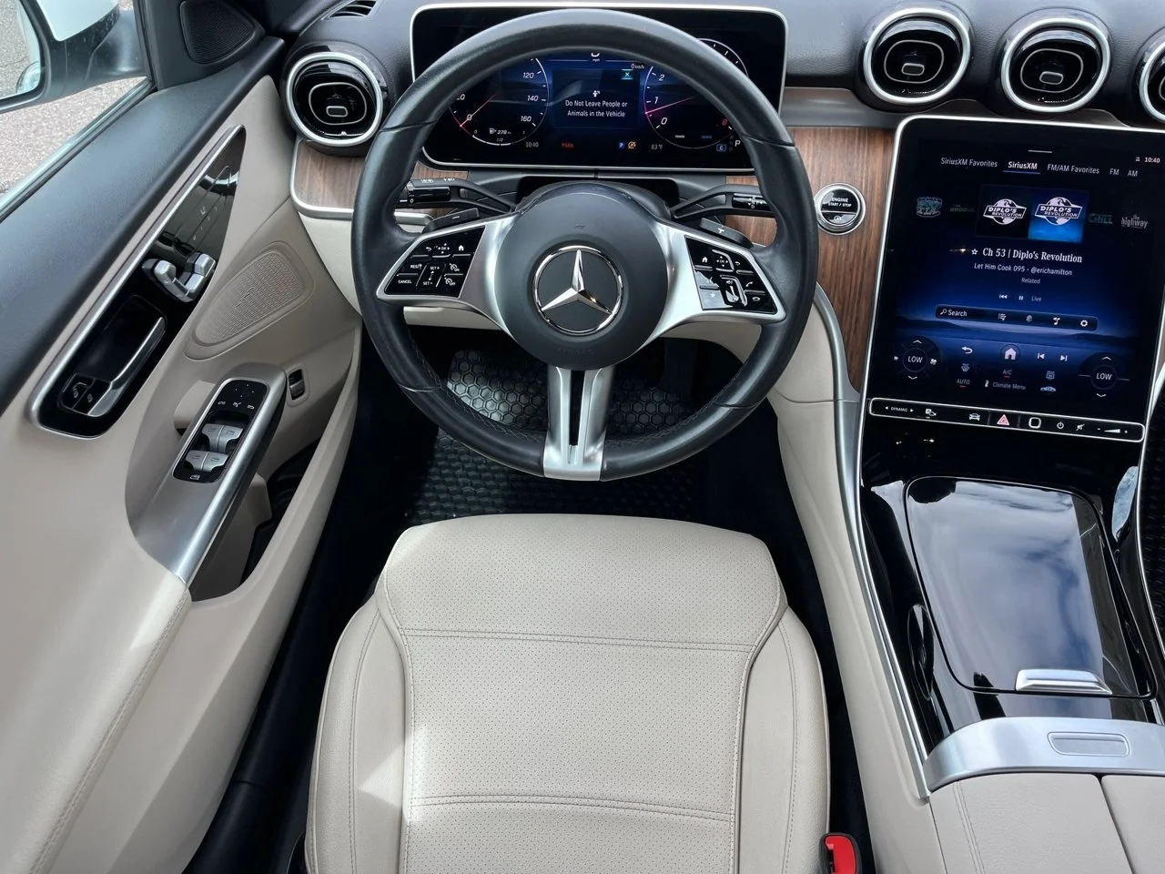 Used 2025  Mercedes-Benz C 300 image 13