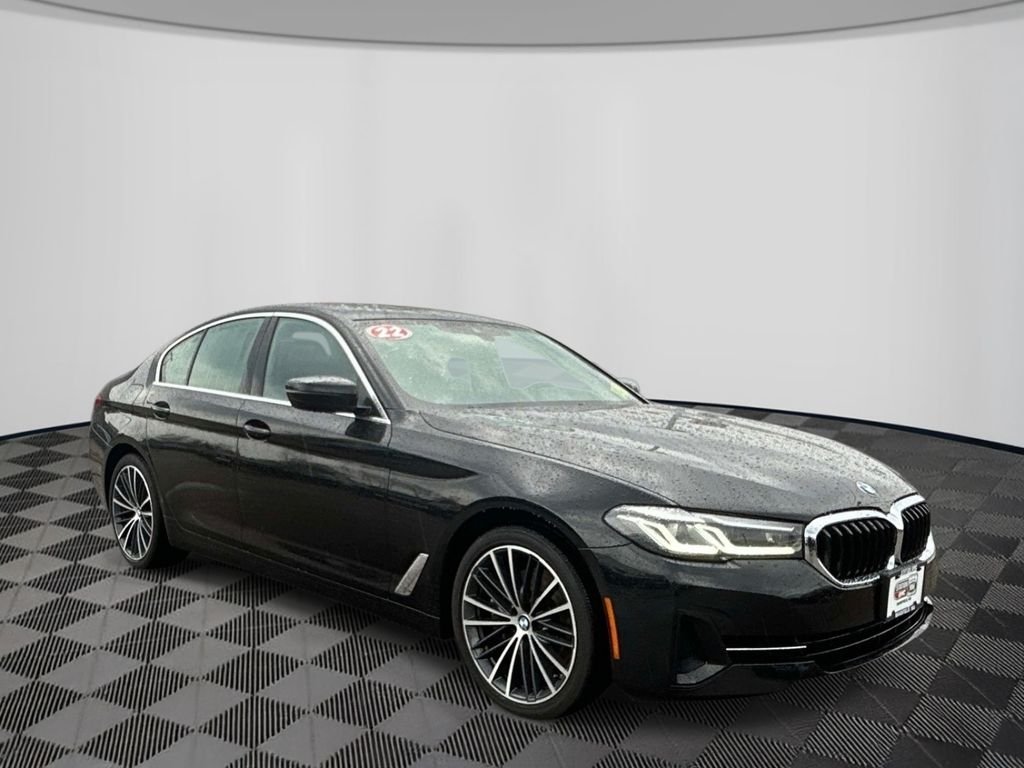 Used 2022 Black BMW 540i xDrive image 3
