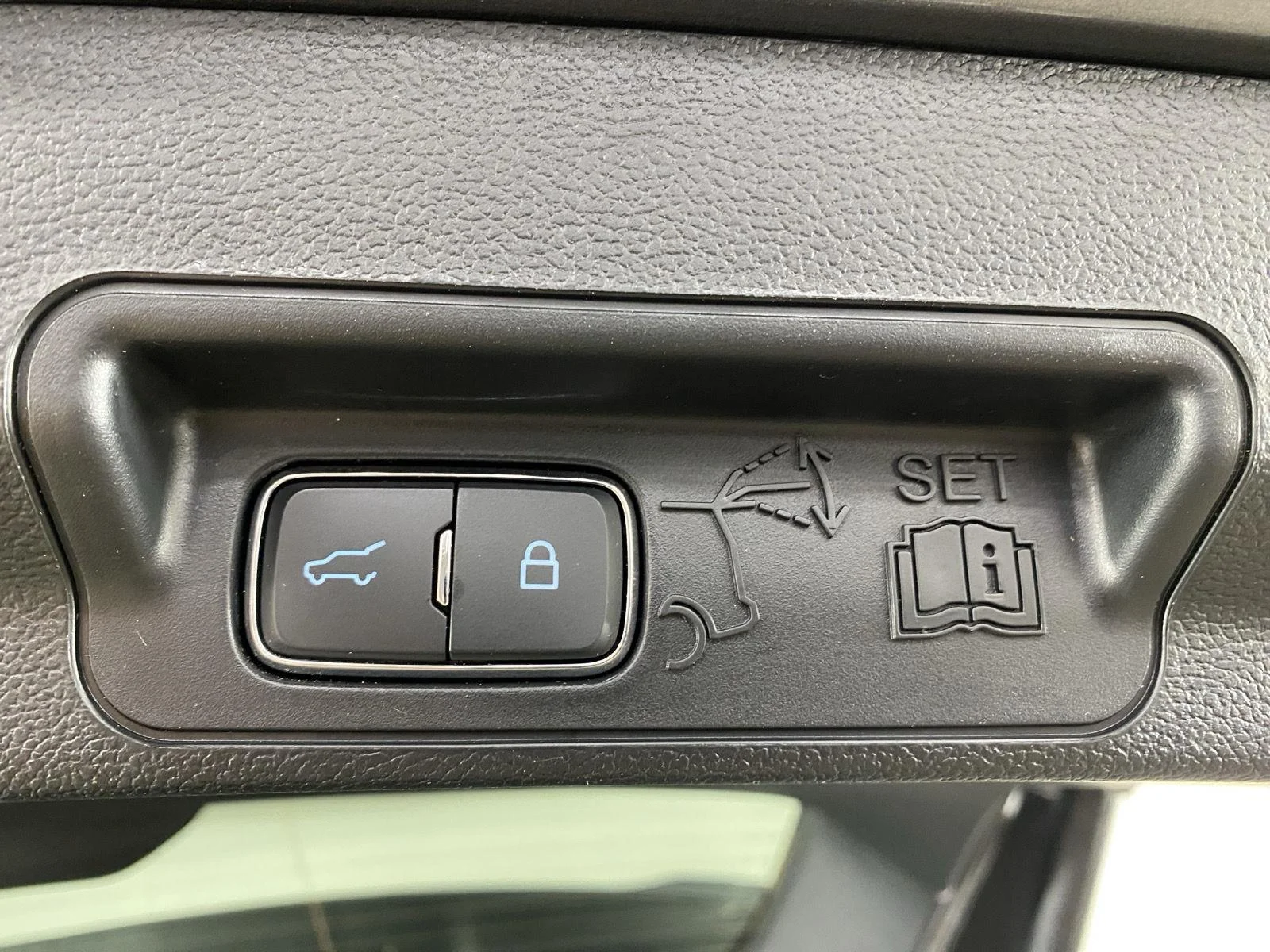 Used 2024 Carbonized Gray Ford XLT image 10