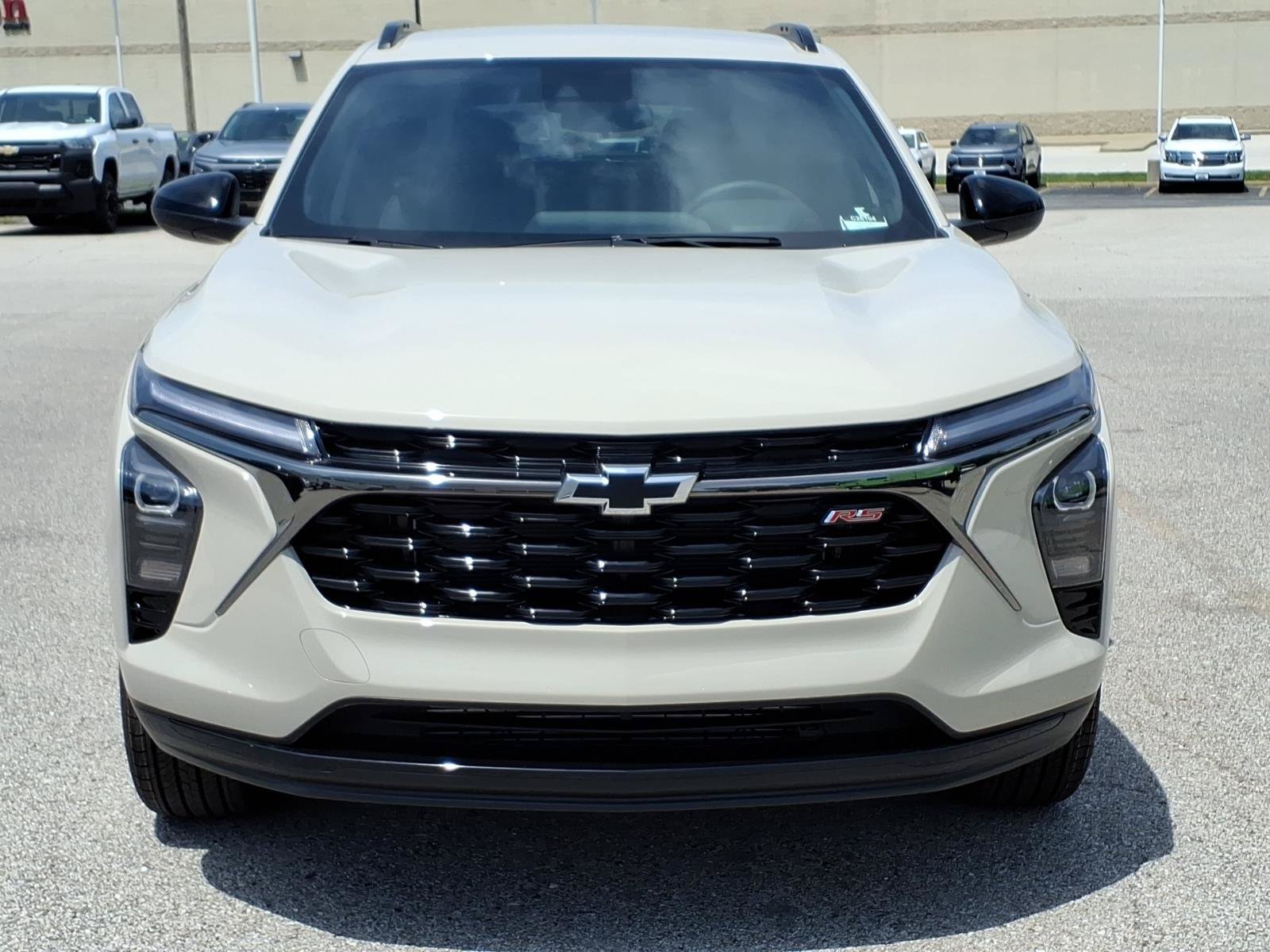 New 2026 White Sands Chevrolet 2RS image 23