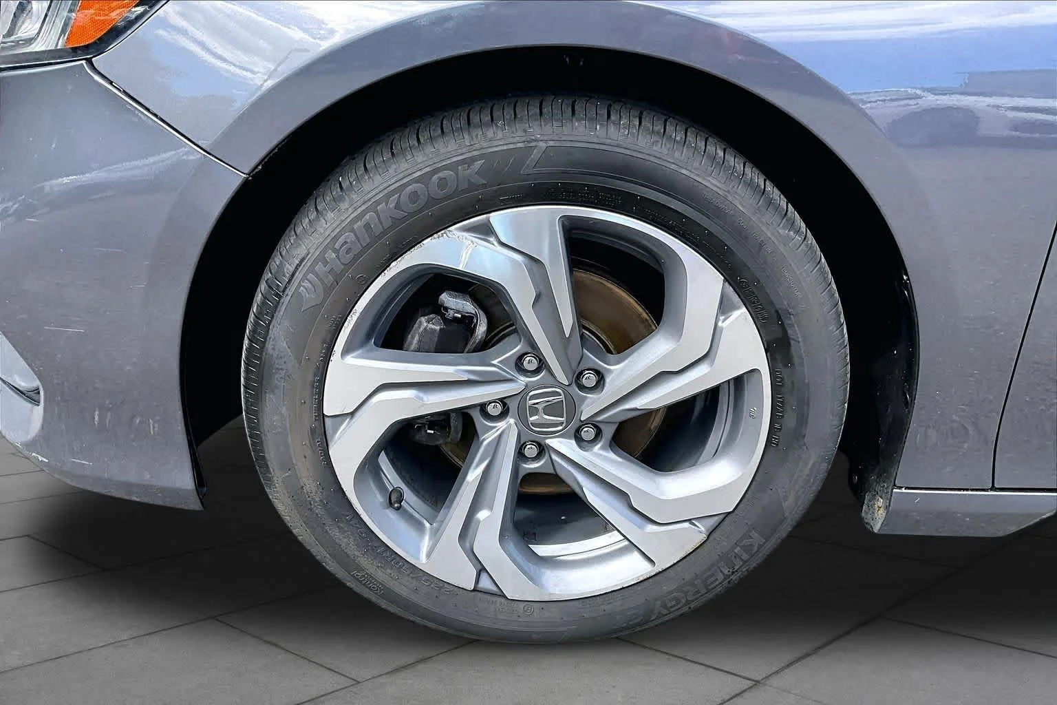 Used 2019 Modern Steel Metallic Honda EX-L 1.5T image 11
