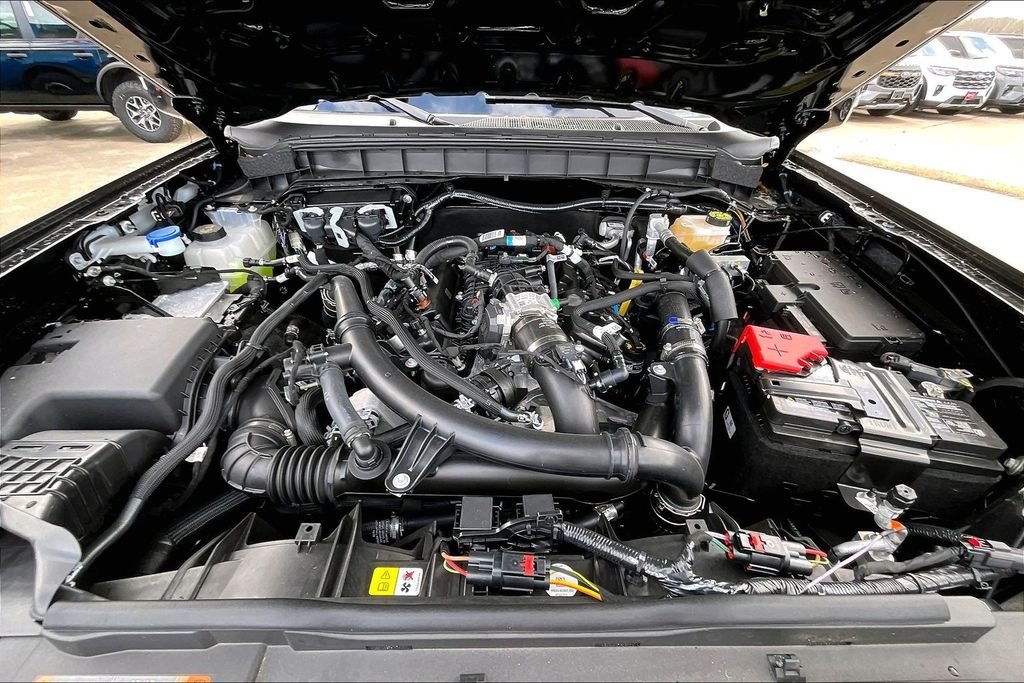 New 2025 Ford Bronco Outer Banks 4D Sport Utility