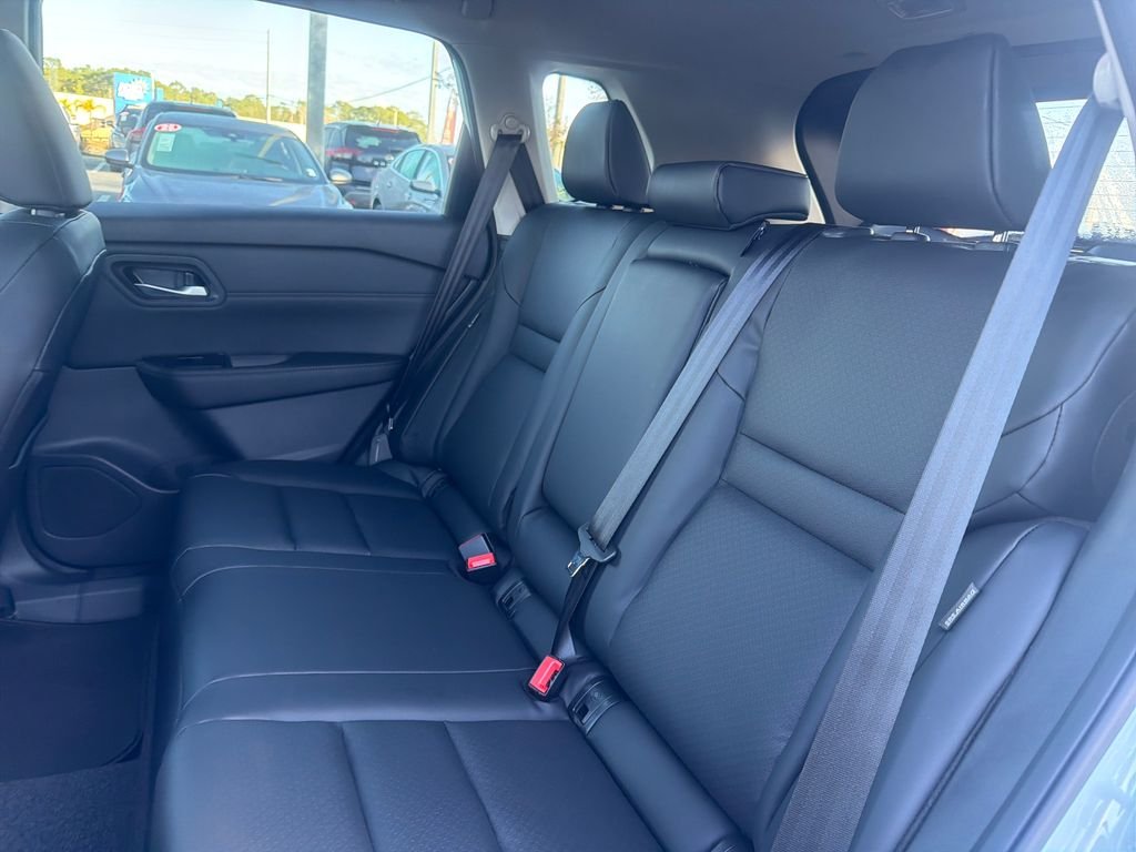 New 2026 Nissan Rogue Dark Armor 4D Sport Utility