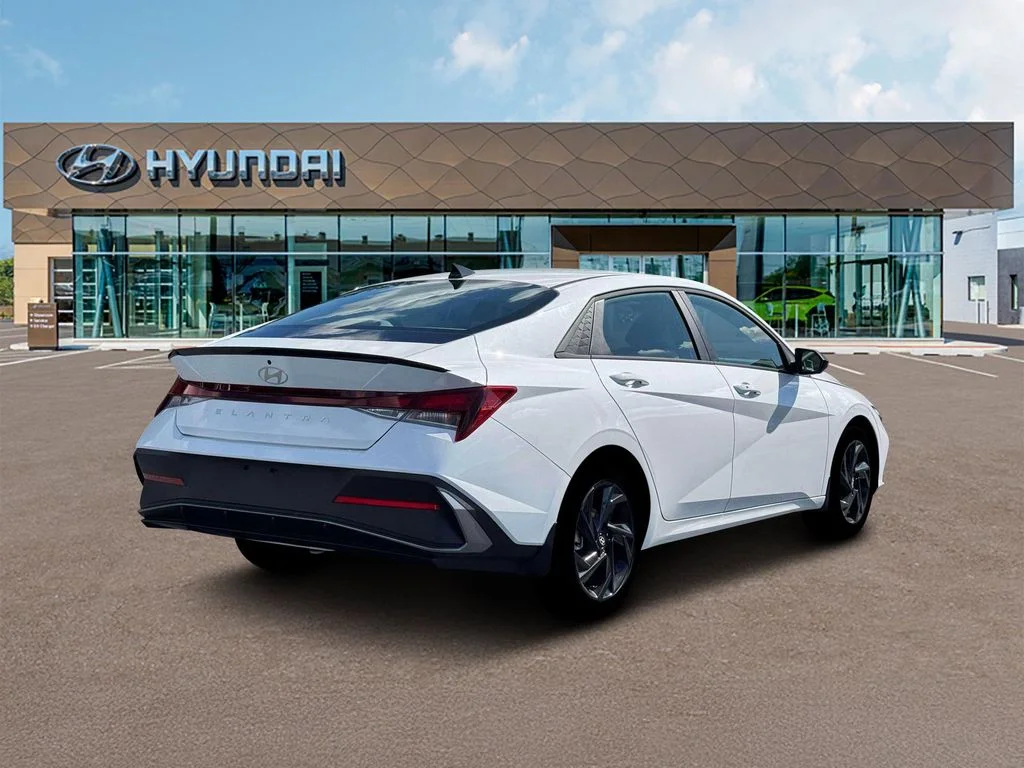New 2026 White Hyundai SEL Sport image 7