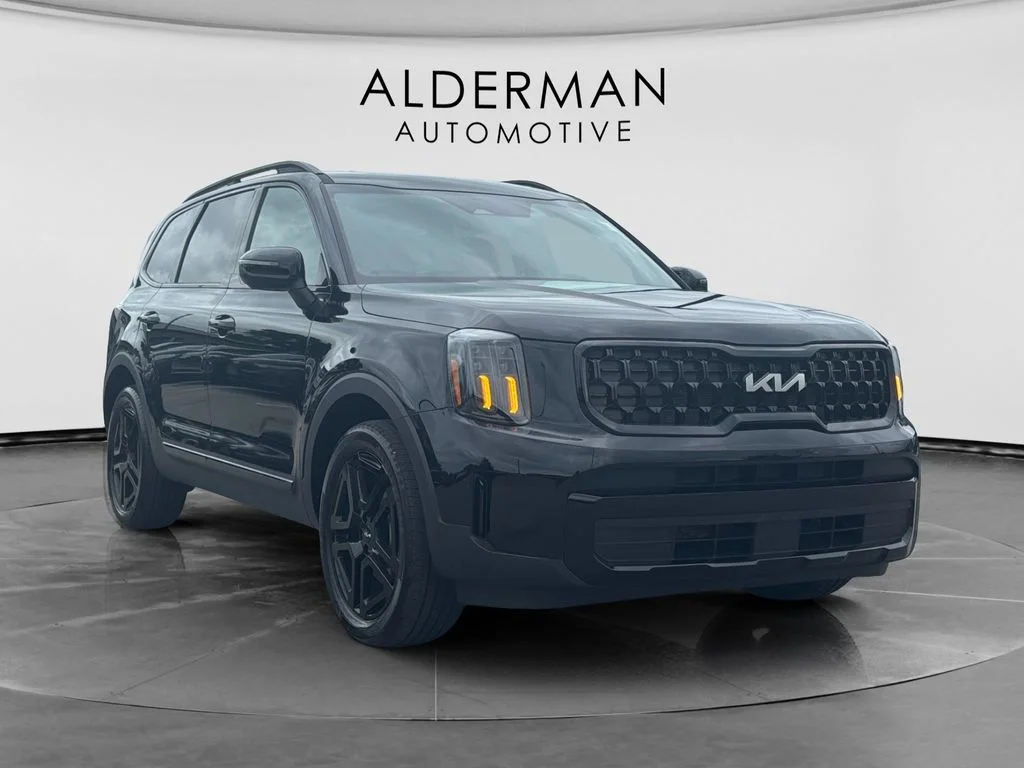 Used 2024 Black Kia EX X-Line image 7
