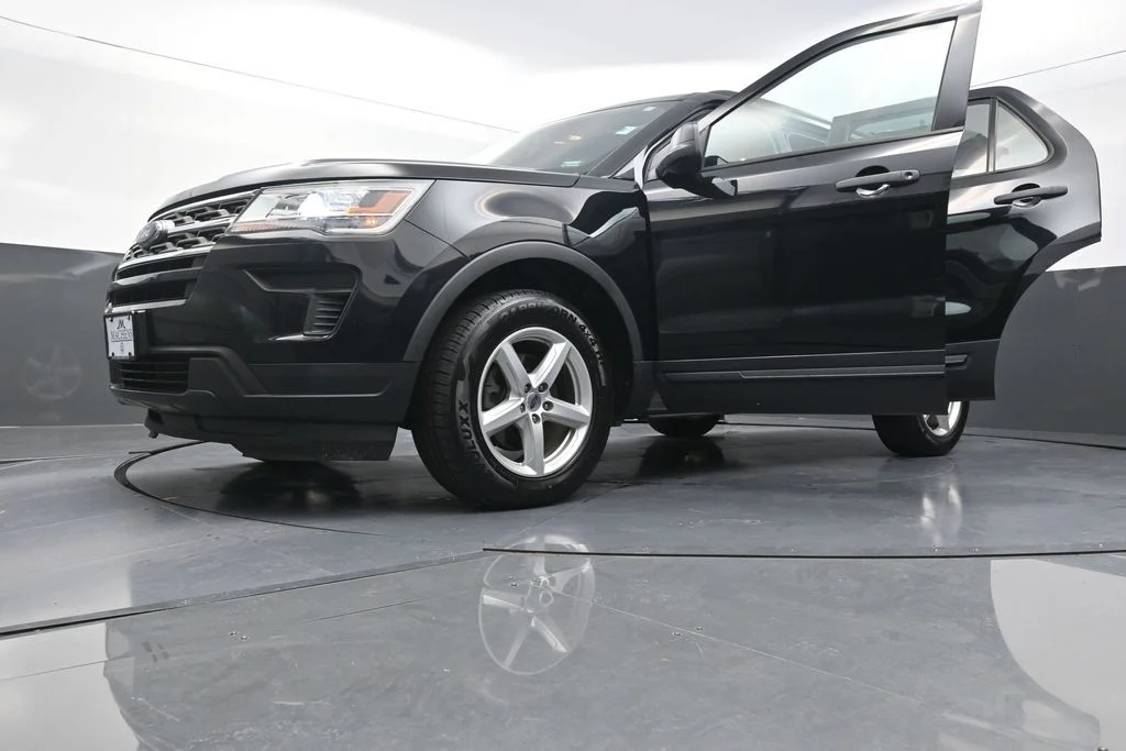 Used 2018 Black Ford Base image 33