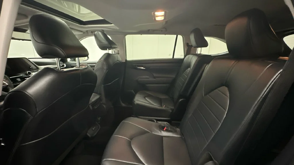Used 2024 Blue Toyota XLE image 10