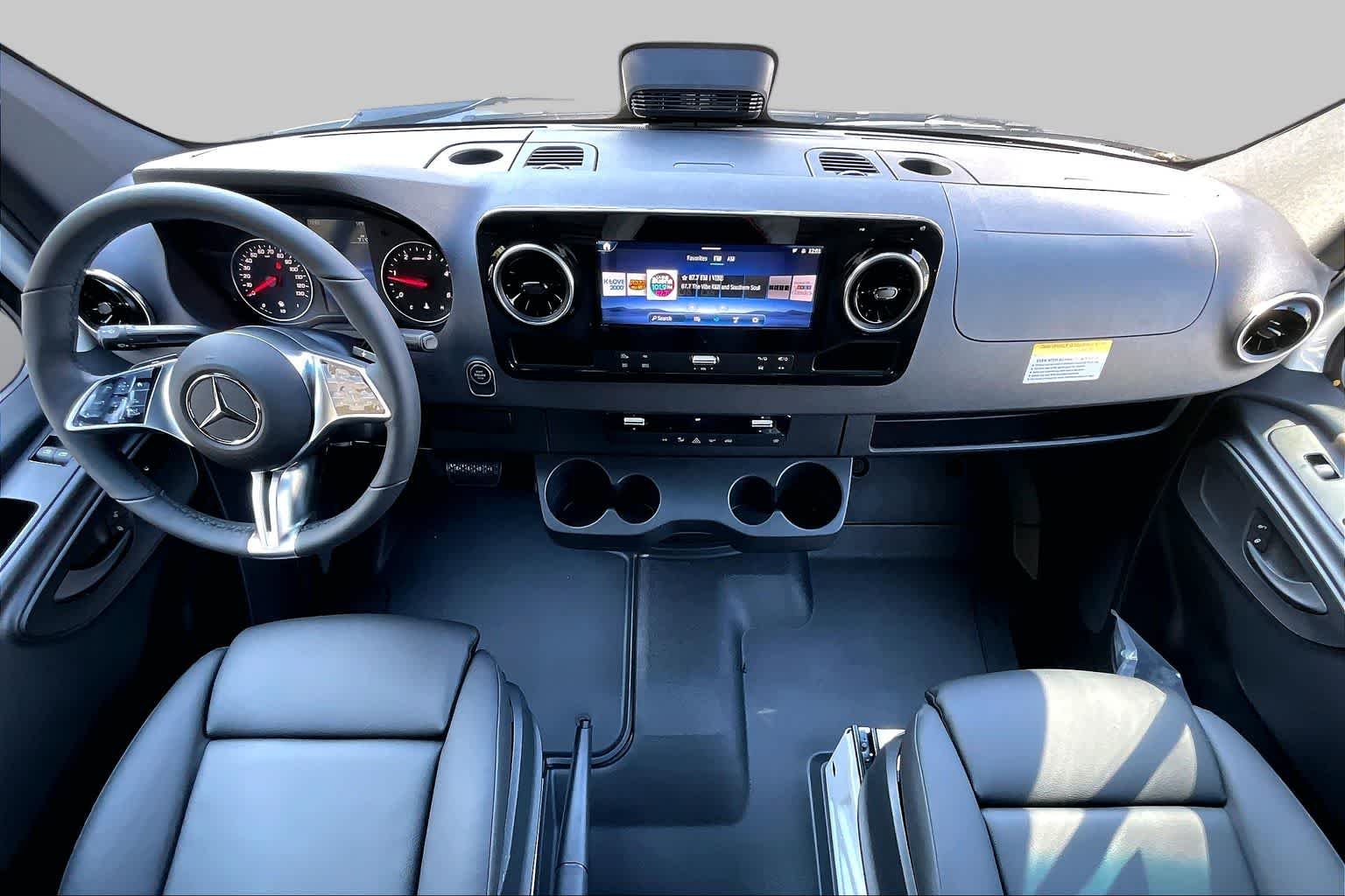 New 2026 Arctic White Mercedes-Benz  image 5