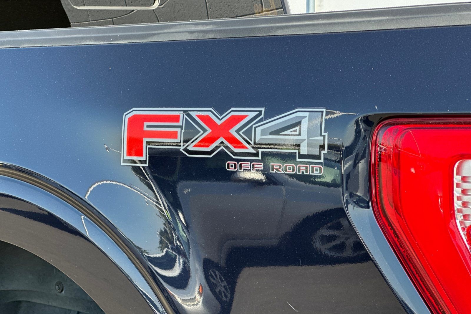 Used 2022 Blue Ford Lariat image 31