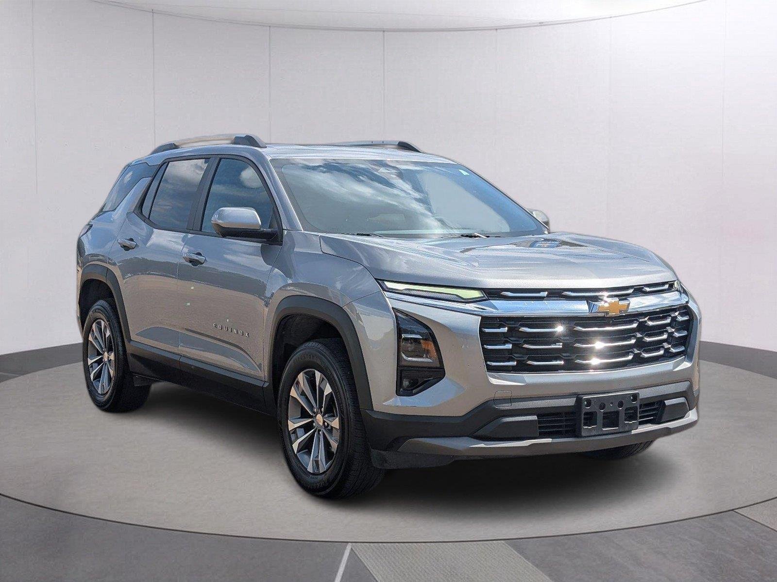 Used 2025 Sterling Gray Metallic Chevrolet LT image 7