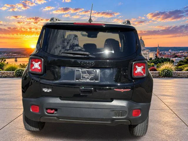 Used 2023 Black Jeep Trailhawk image 5