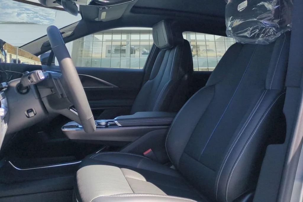 2026 Cadillac LYRIQ Sport - Photo 11