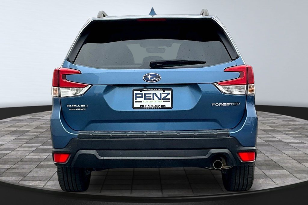 Used 2021 Blue Subaru Limited image 5