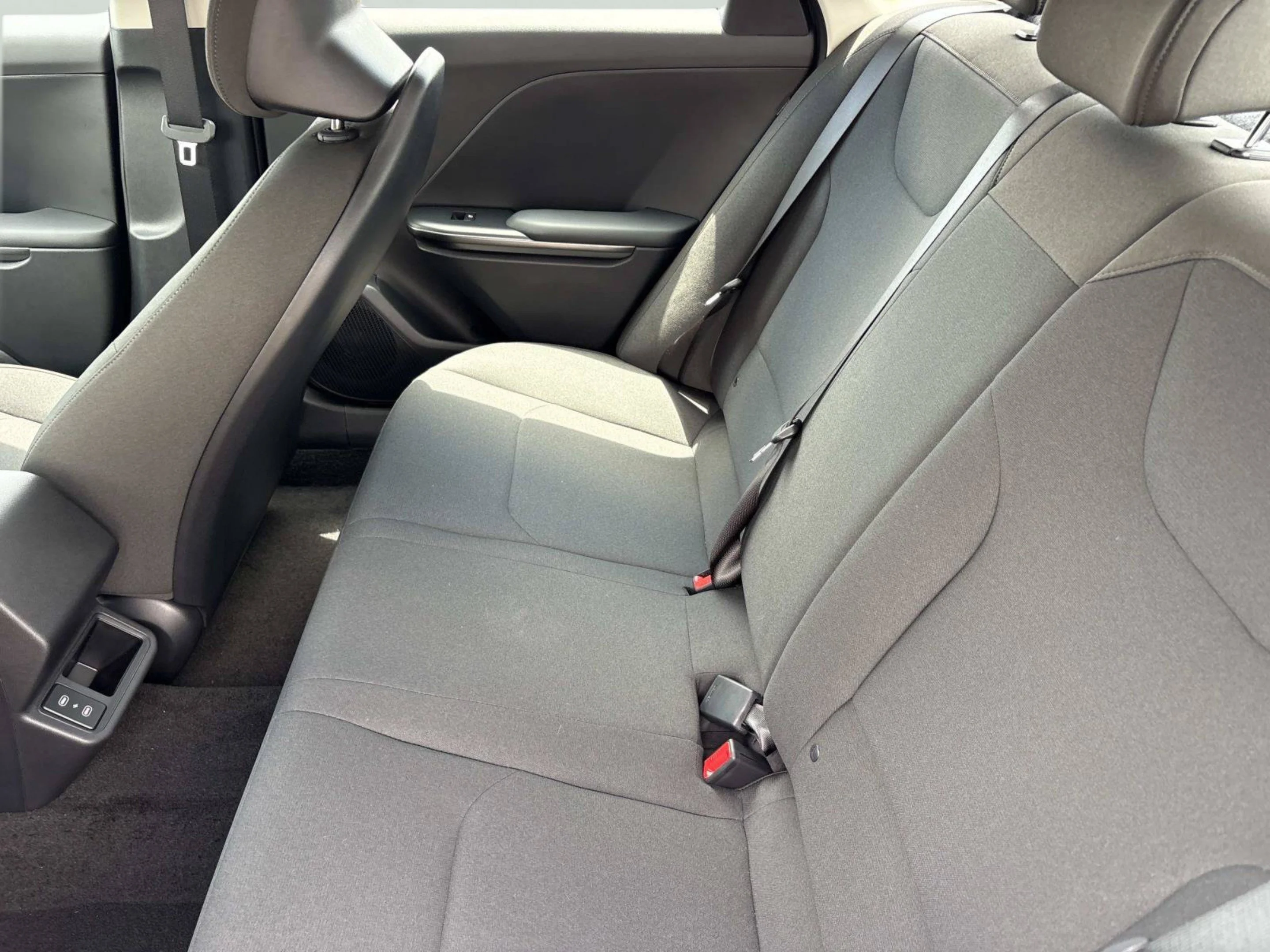 New 2026 Steel Gray Kia LXS image 16