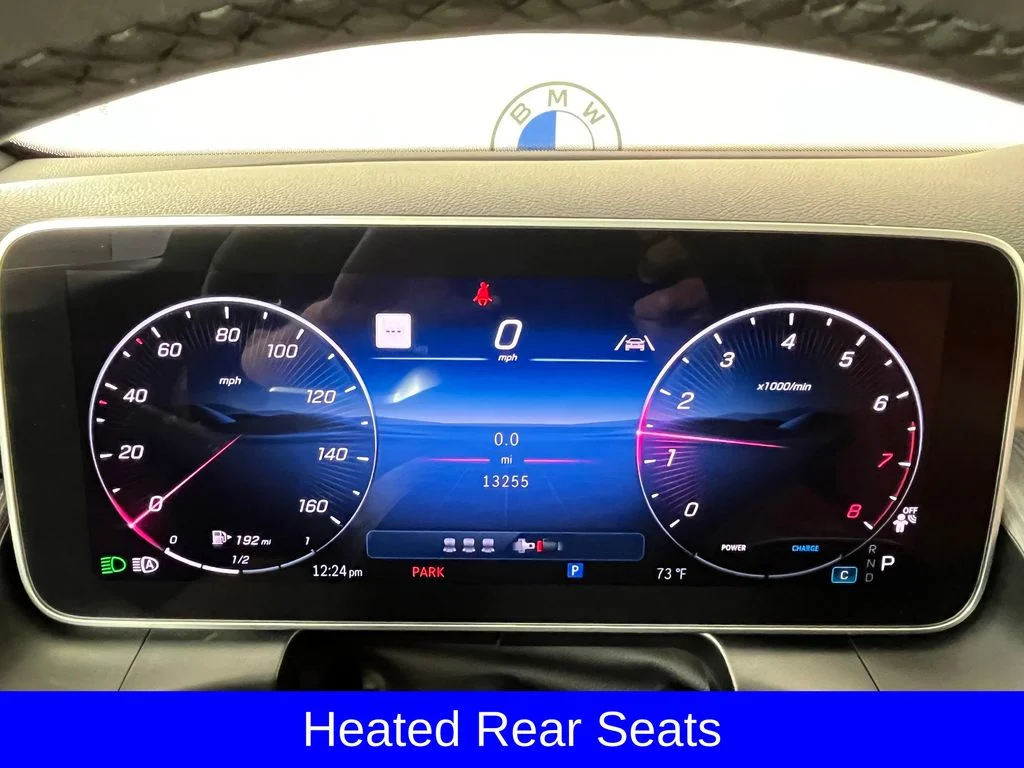 Used 2025  Mercedes-Benz GLC 300 image 4