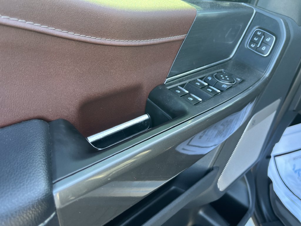 Used 2023 White Ford Lariat image 11