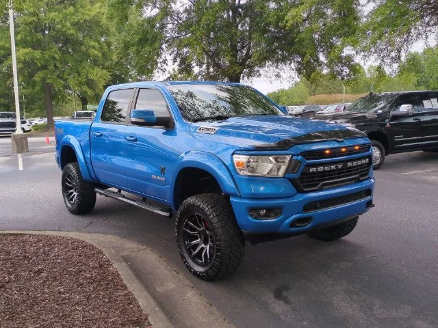 Used 2022 Blue Ram Big Horn/Lone Star image 7