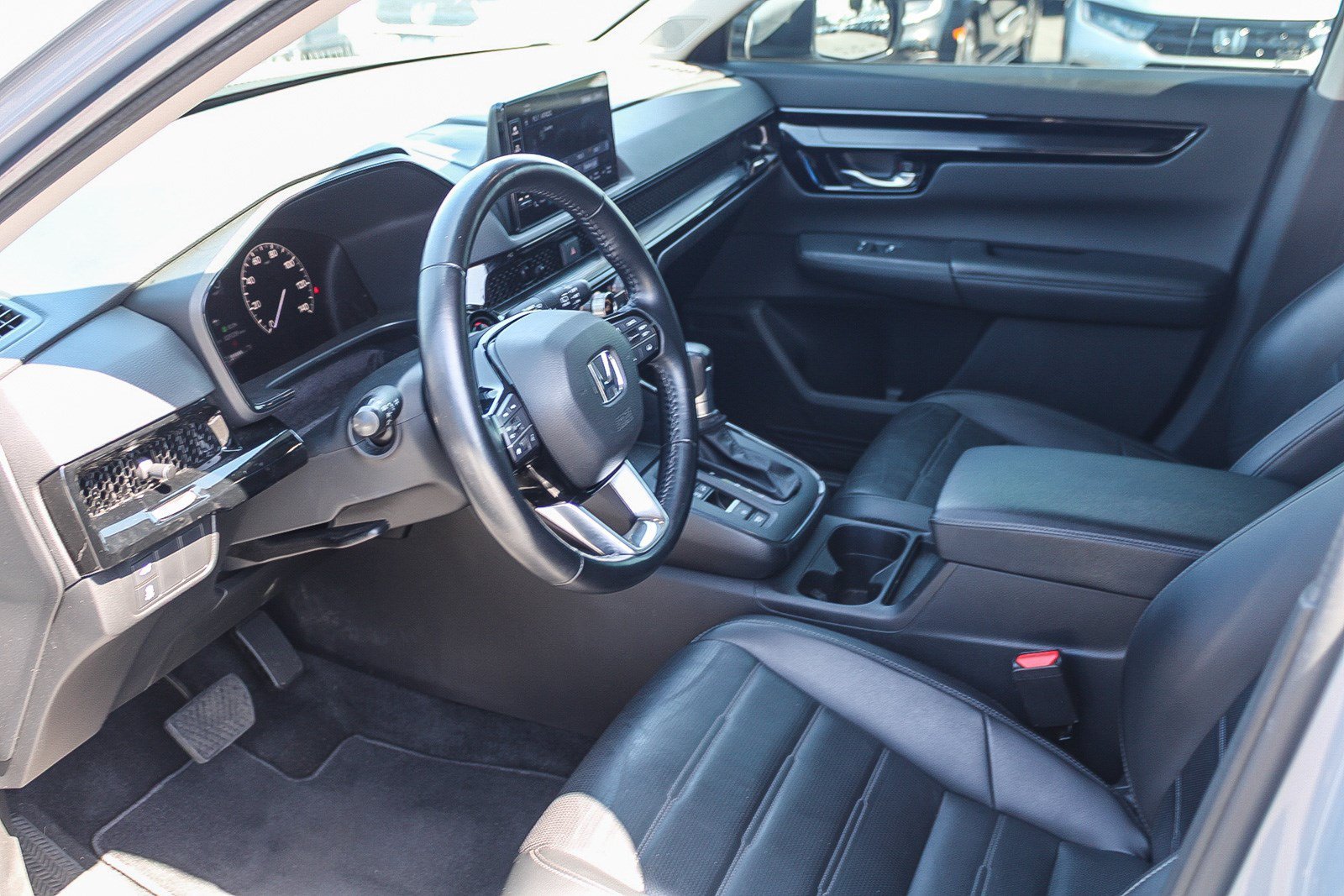 2025 Honda CR-V EX-L - Photo 18