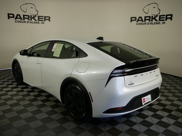 Certified Used 2026 Wind Chill Pearl Toyota SE image 7