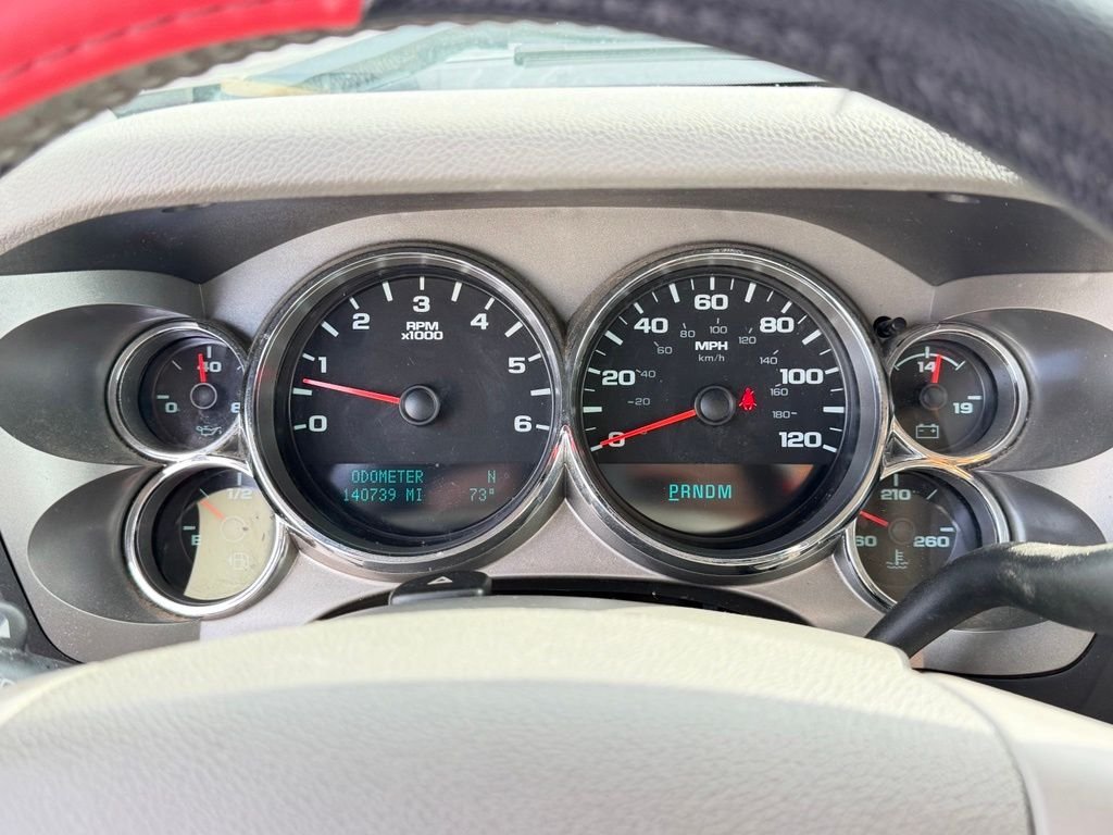 Used 2011 Black GMC SLE image 14