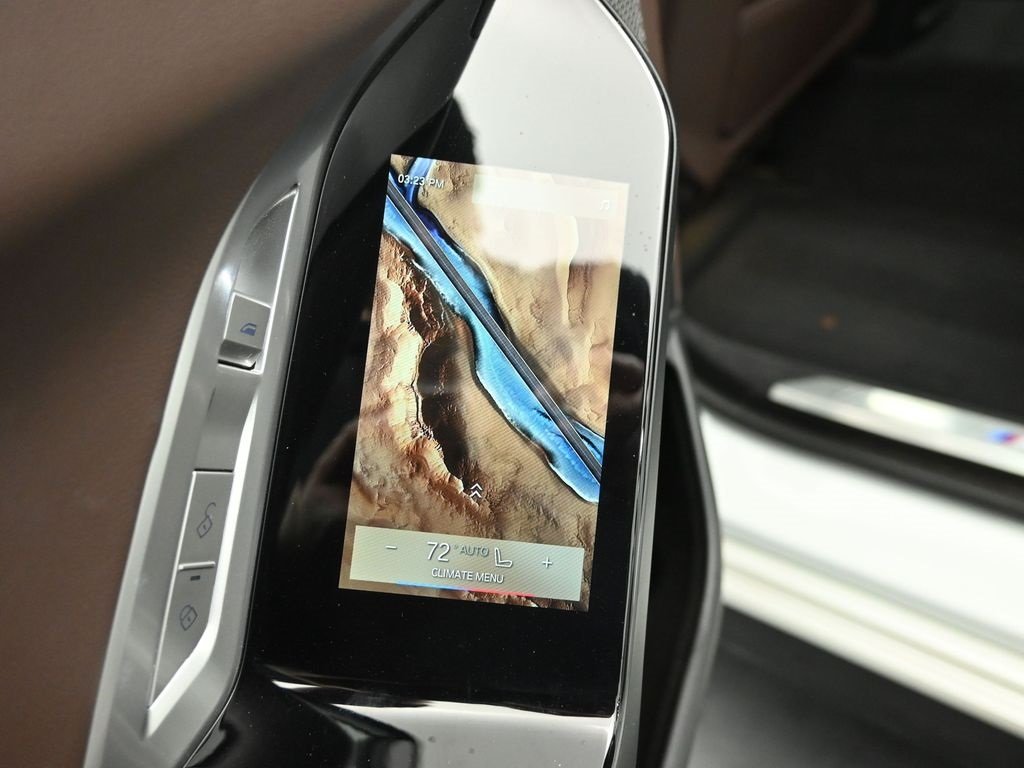 2023 BMW 760I - Image 25