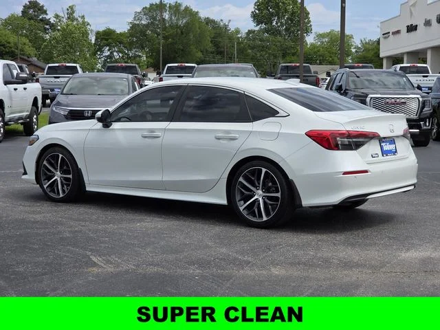Used 2024  Honda Touring image 5