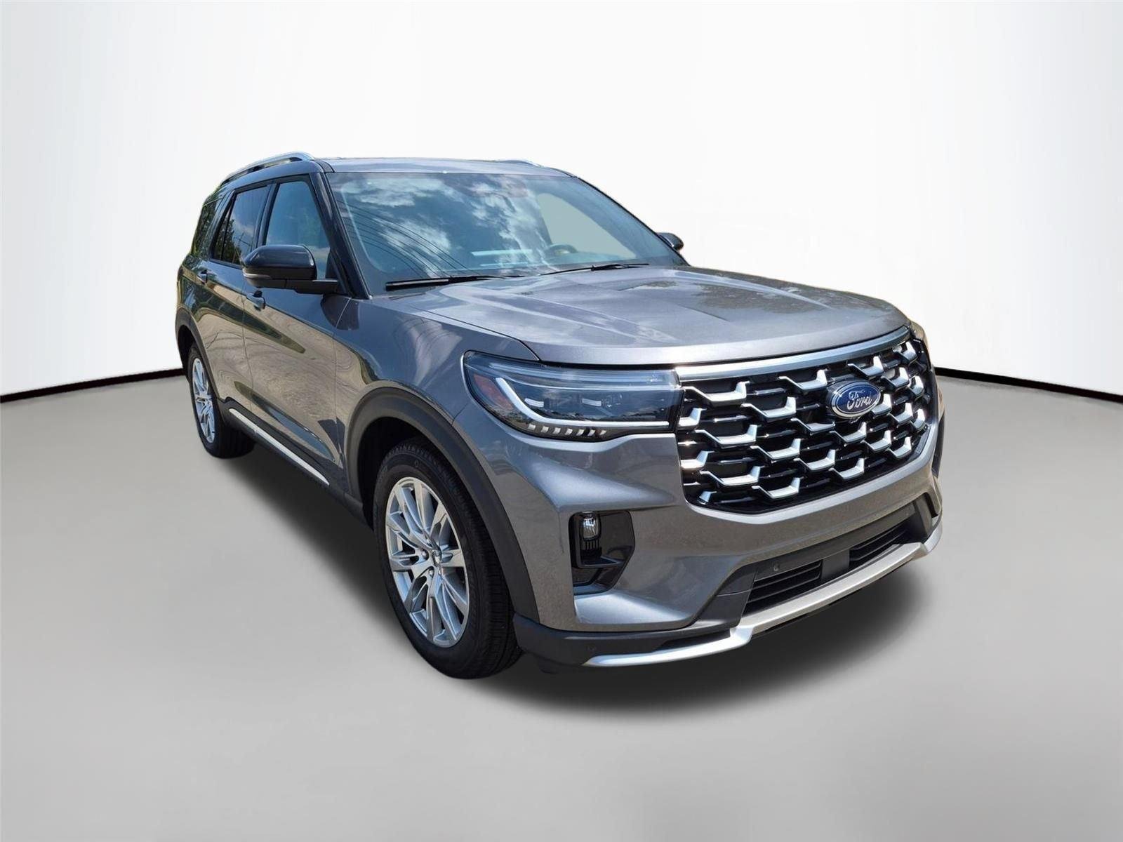 New 2026 Carbonized Gray Metallic Ford Platinum™ image 3