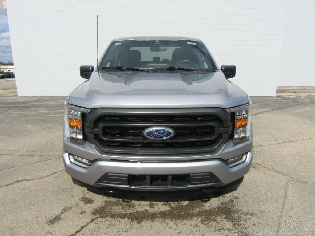 2023 Ford F-150 XLT - Photo 3