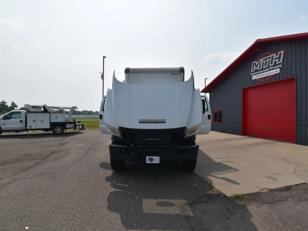 2019 Ford F-750 - Photo 15