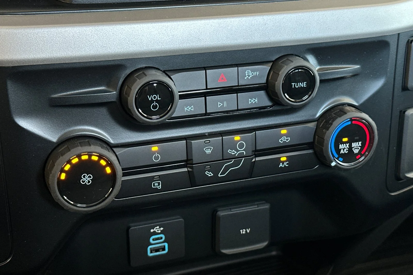 2026 Ford F-250 Super Duty XL - Photo 17