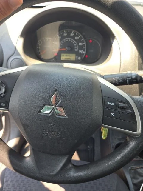 Used 2019 Gray Mitsubishi ES image 17