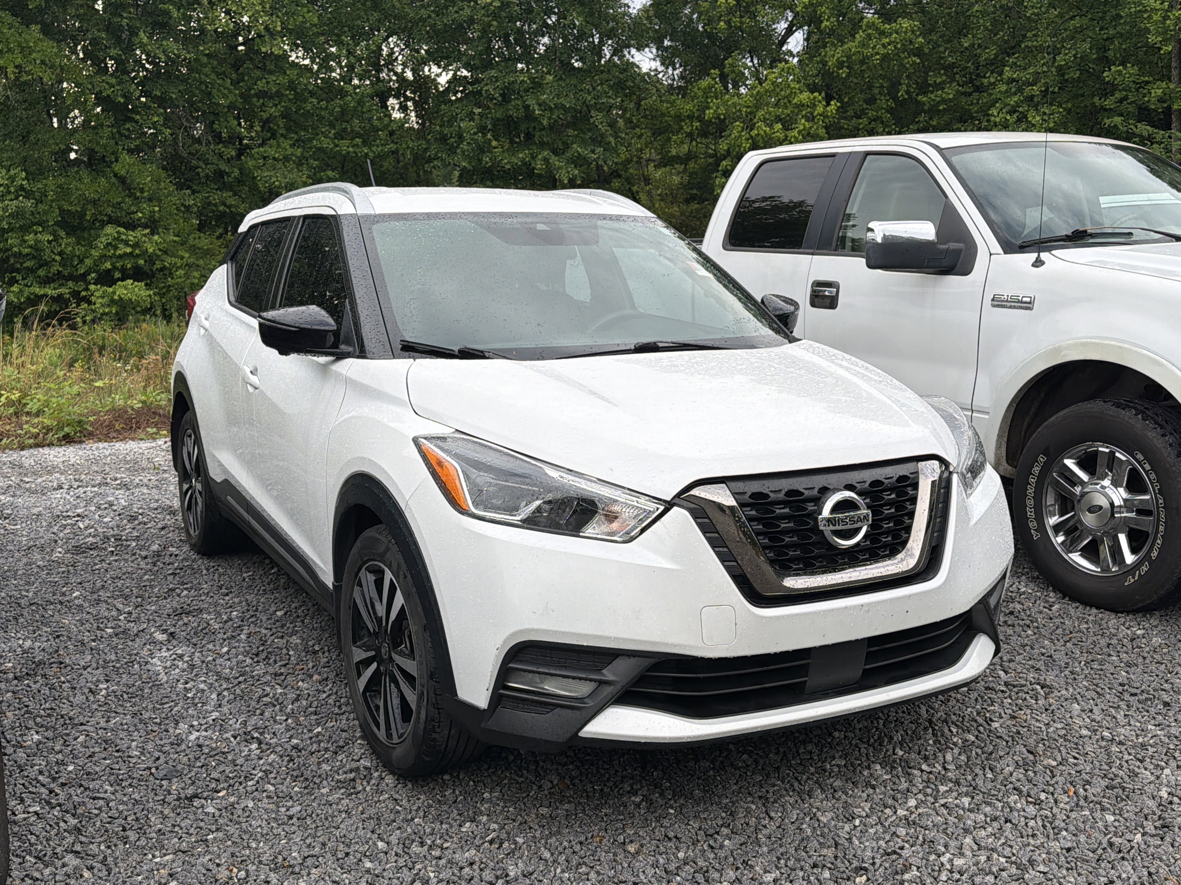 2020 Nissan Kicks SR
