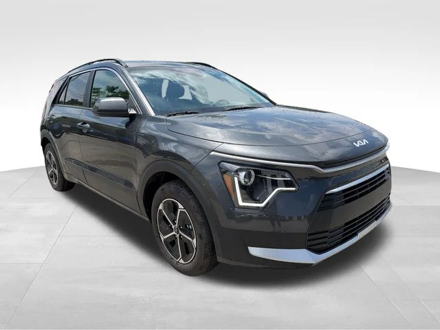2026 Kia Niro LX HEV's photo