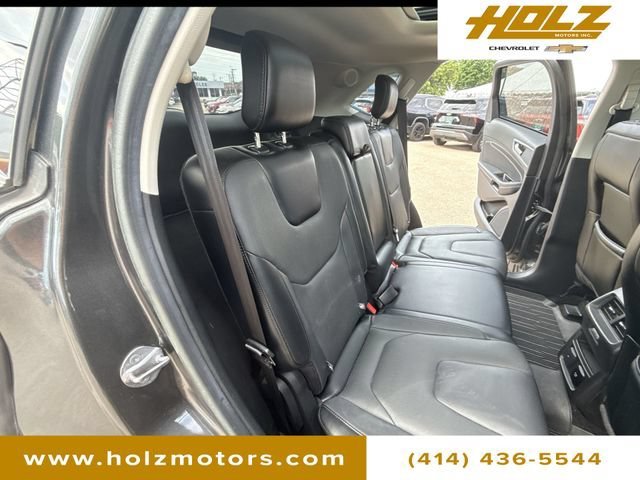 Used 2018 Gray Ford Titanium image 28
