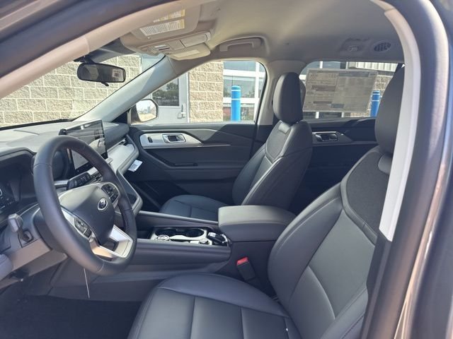 New 2026 Carbonized Gray Metallic Ford Active image 16