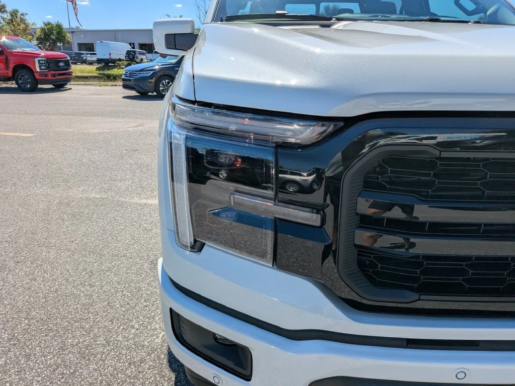 New 2026 Star White Metallic Tri-Coat Ford Lariat® image 9
