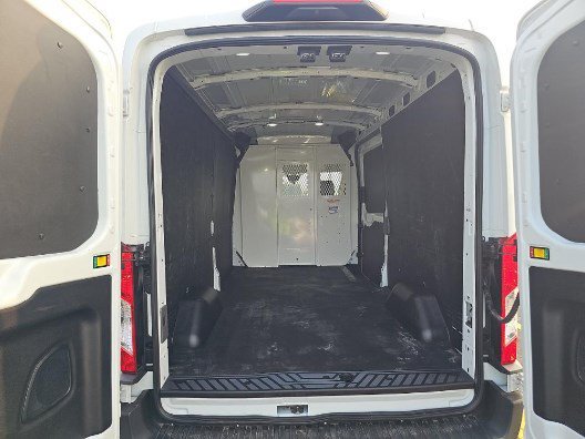 Used 2024 Oxford White Ford Base image 14