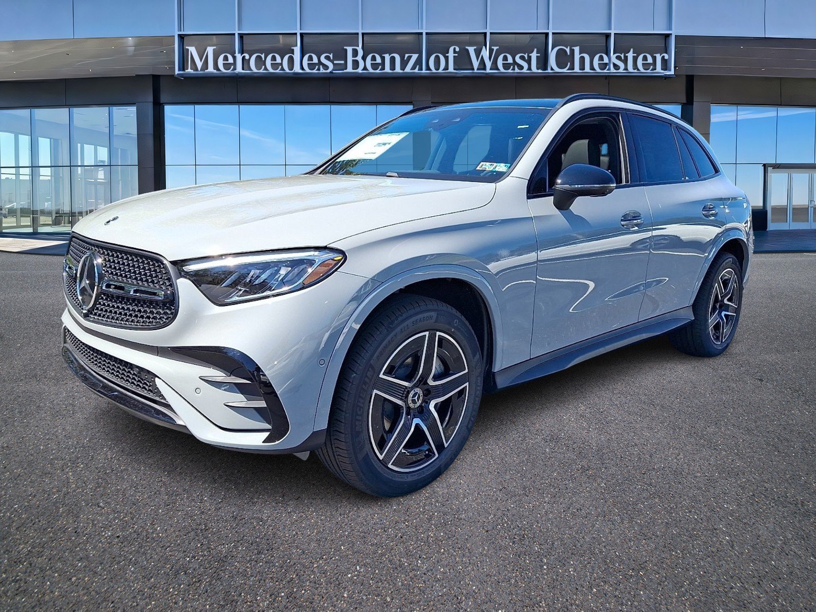 New 2027 MANUFAKTUR Alpine Grey Mercedes-Benz GLC 300 image 24