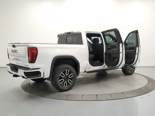 Used 2022 Summit White GMC AT4 image 15