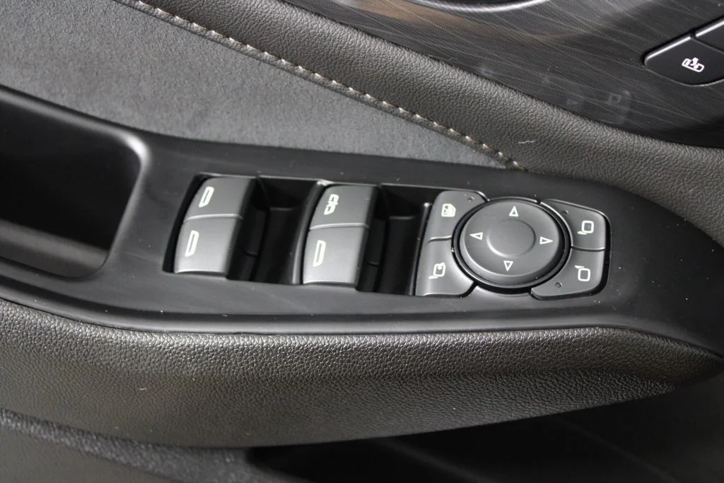 2023 Chevrolet Traverse High Country - Photo 25