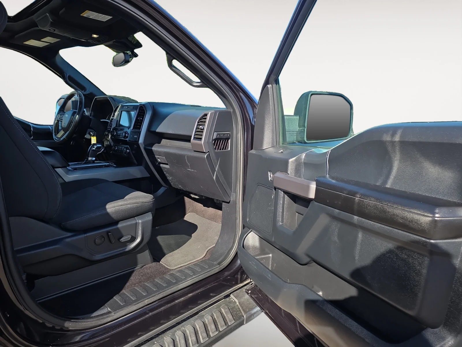 Used 2020 Agate Black Ford XLT image 9