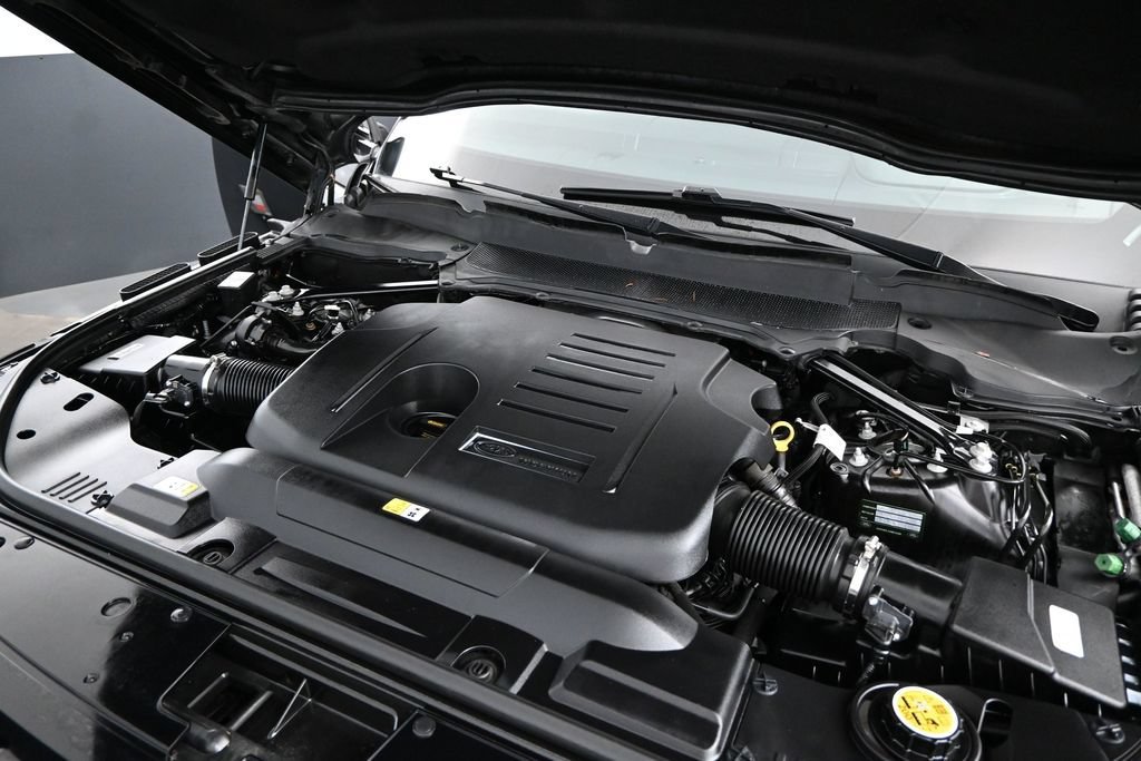 Used 2021 Santorini Black Metallic Land Rover Westminster image 21