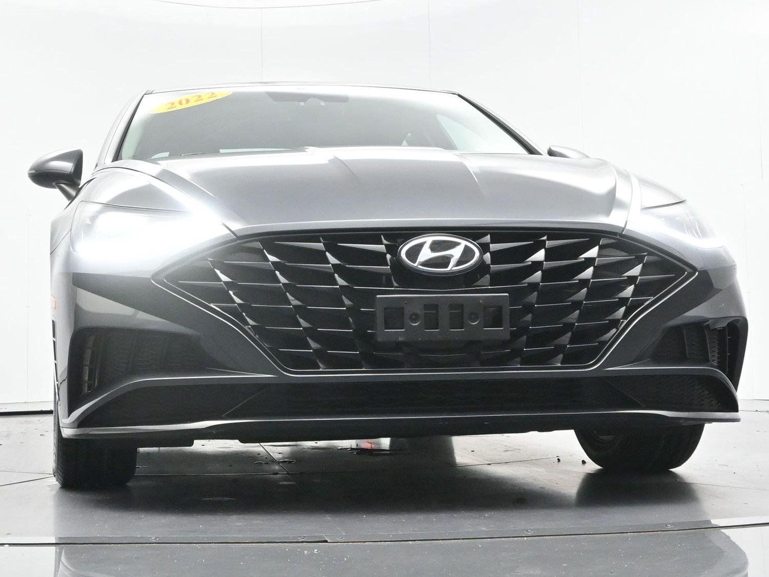 Used 2022 Portofino Gray Hyundai SEL image 38