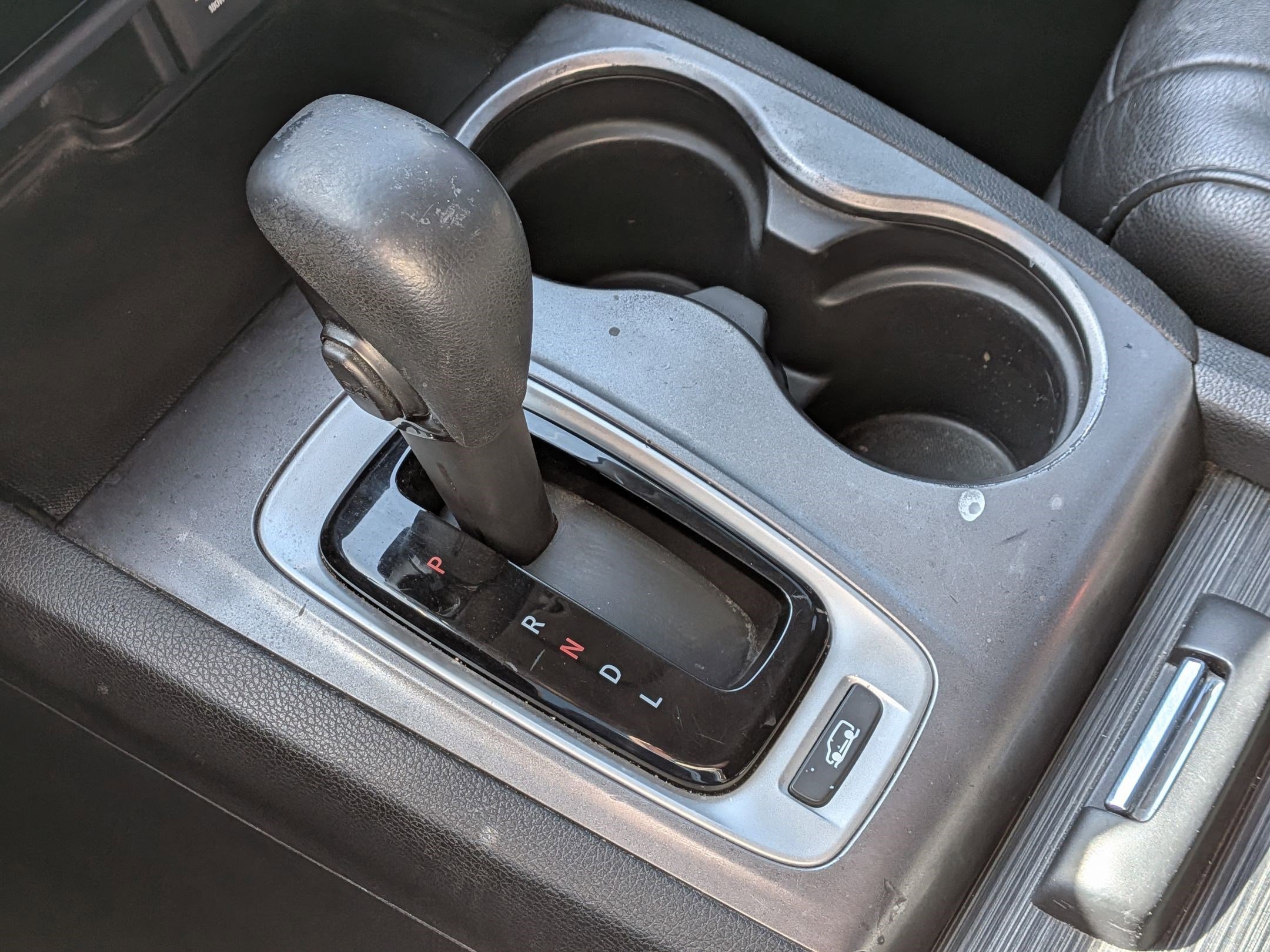 Used 2018 Gray Honda EX-L image 22