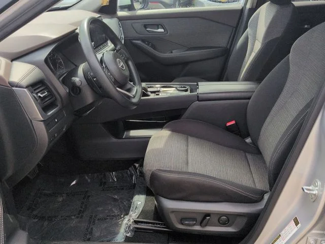 Used 2023 Silver Nissan SV image 20