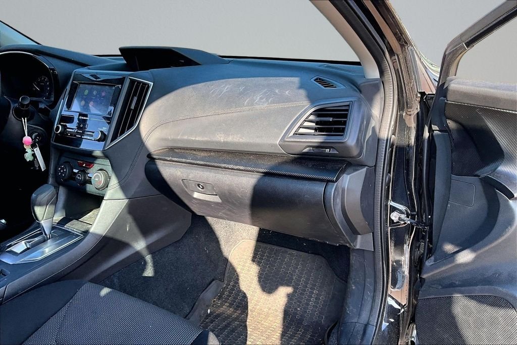 Used 2022 Black Subaru Base image 13