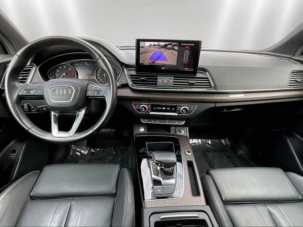 Used 2022 Daytona Gray Pearl Effect Audi 45 S line Premium image 7