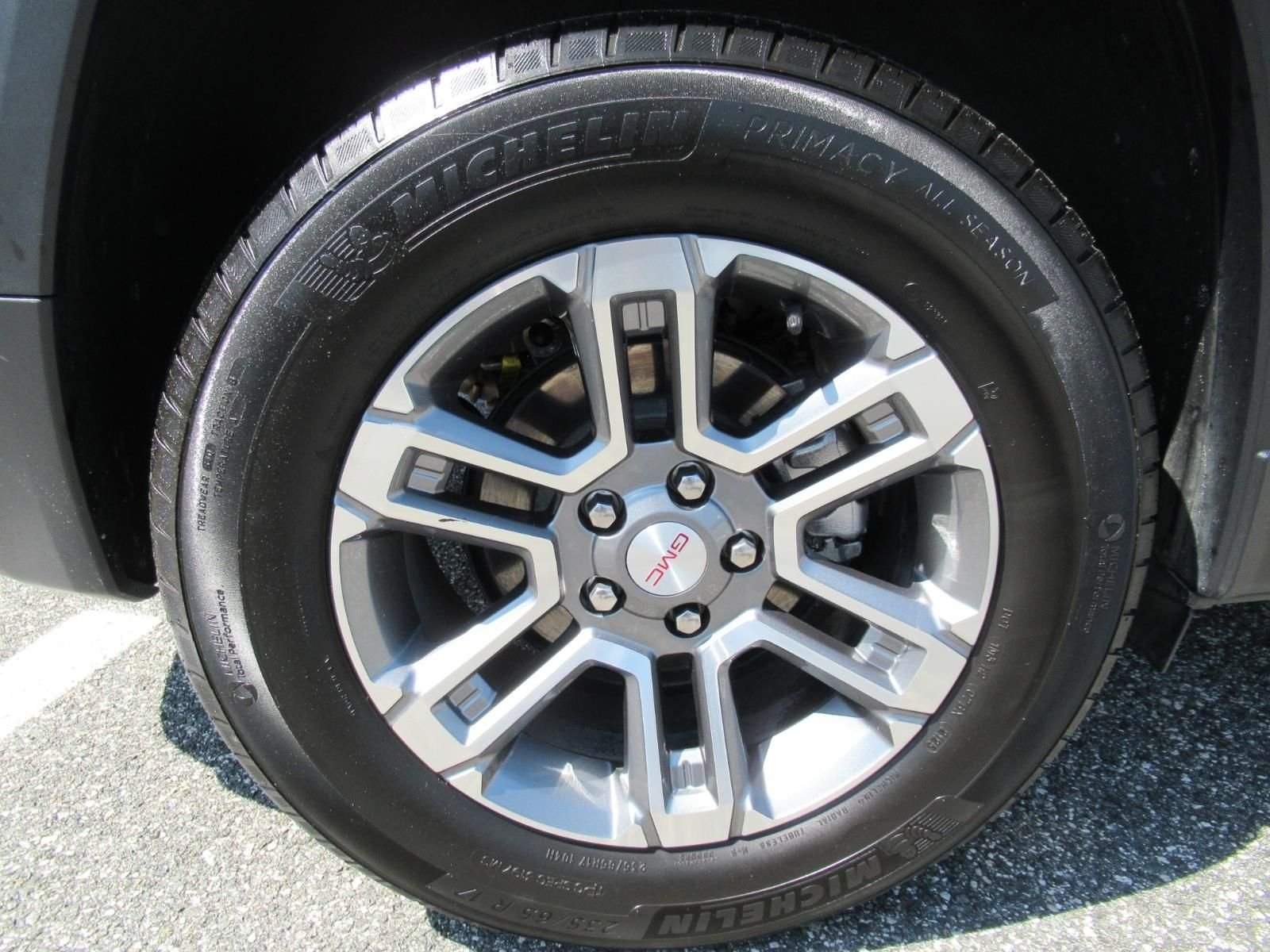 Used 2026 White GMC Elevation image 8